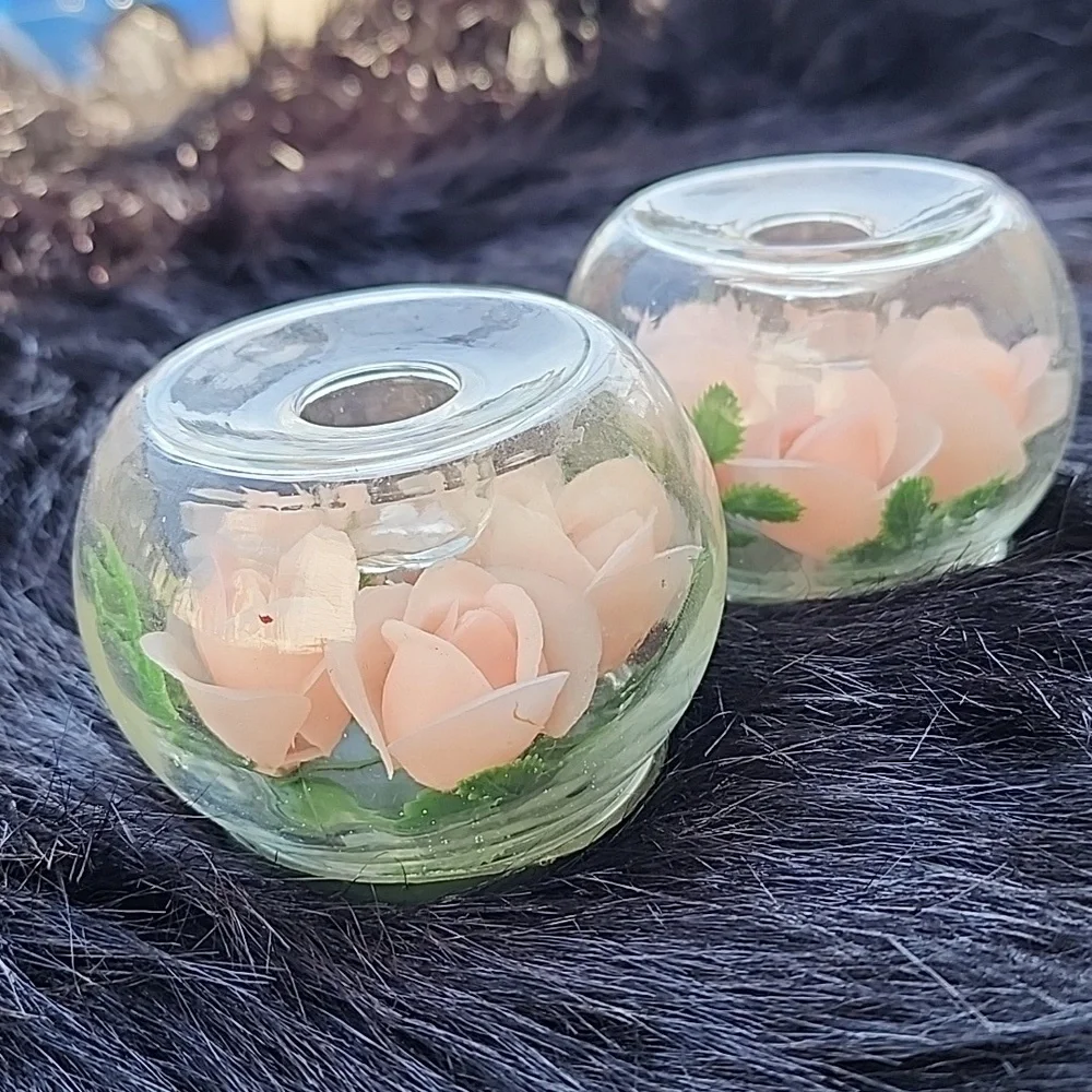 HONG KONG GLASS FLOWERS 💐 CANDLE SET. OF 2 HOLDERS - Picture 2 of 6